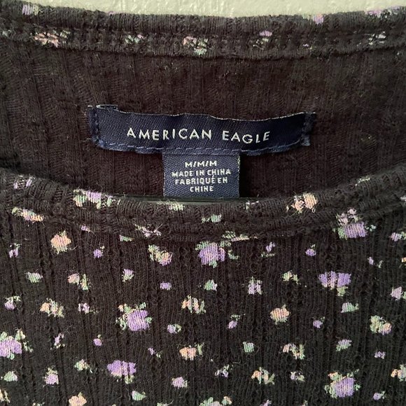 American Eagle Floral Lettuce Trim Top - Picture 3 of 4